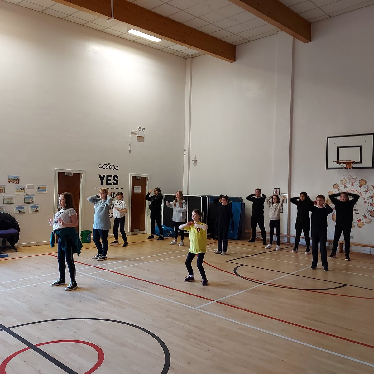 MissStanwayPE's tweet photo. P7 demonstrate some great Hip Hop moves. @DeansPrimary @MrsMoyesP7 https://t.co/QbvL2mDEIX
