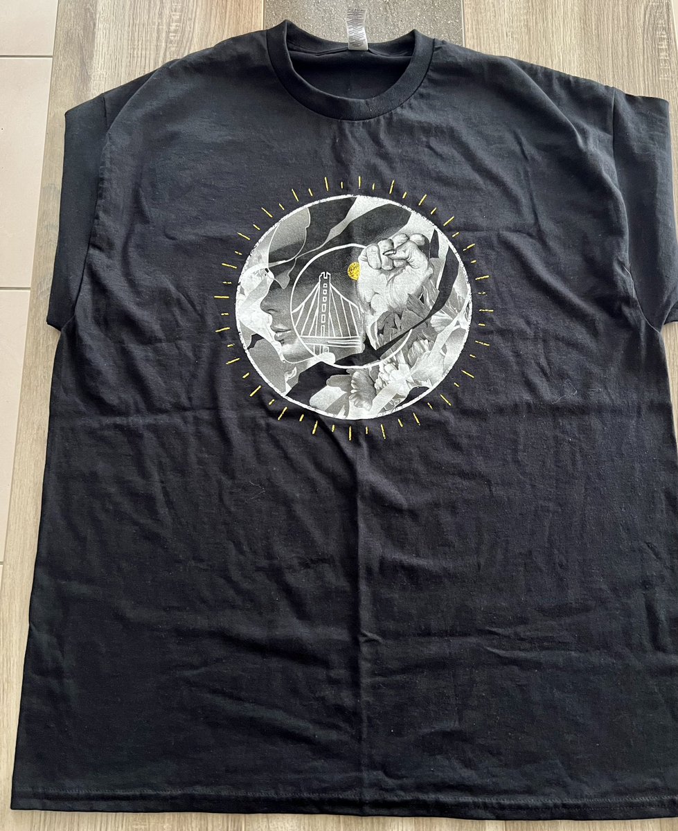 DubNationFr's tweet image. 🏀 CONCOURS 🏀

Ramenés tout fraichement de notre voyage à San Francisco, gagnez ce maillot de Steph Curry (il a même touché le parquet 😍) et le tee-shirt spécial Women's Empowerment Night 🔥🔥🔥

🔸Rt 
🔸Follow 
@TripDoubleUSA &amp;amp; @DubNationFr
 
TAS le 12.03
let’s goooooo