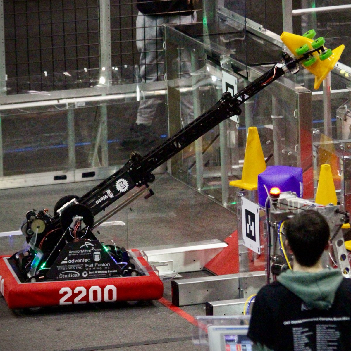 What a week-end! It's been really amazing to see all of our hard work pay off. Thank you to everyone on our team, and on the teams of our alliances who worked hard to make amazing bots. We are so grateful to be your Newmarket District Champions. See you at McMaster! #FRCcanada 🥇