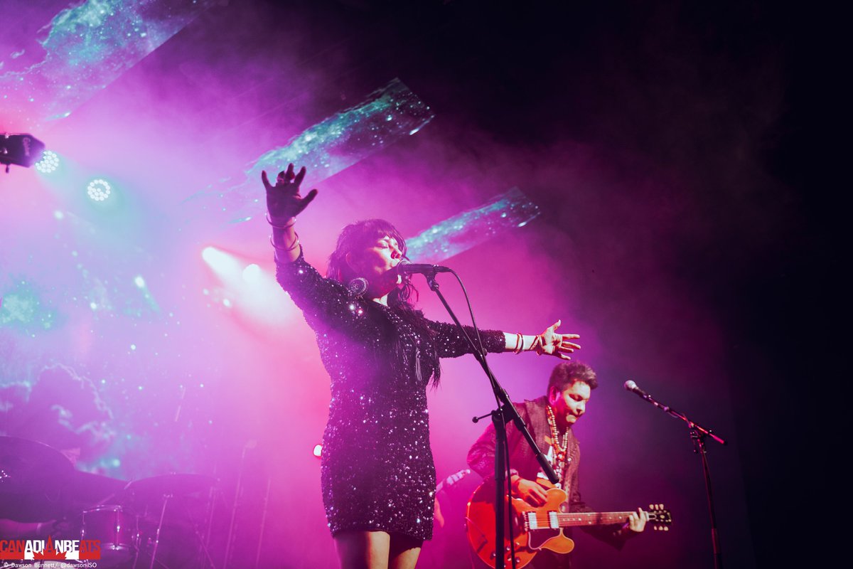 CanadianBeats1's tweet image. Our Dawson Bunnett covered @IshkodeRecords Fire Starter in #Toronto featuring @amandarheaume @_DiggingRoots and @sebastiangaskin! Head to #CanadianBeats to see his photo coverage! canadianbeats.ca/2023/03/06/ish…