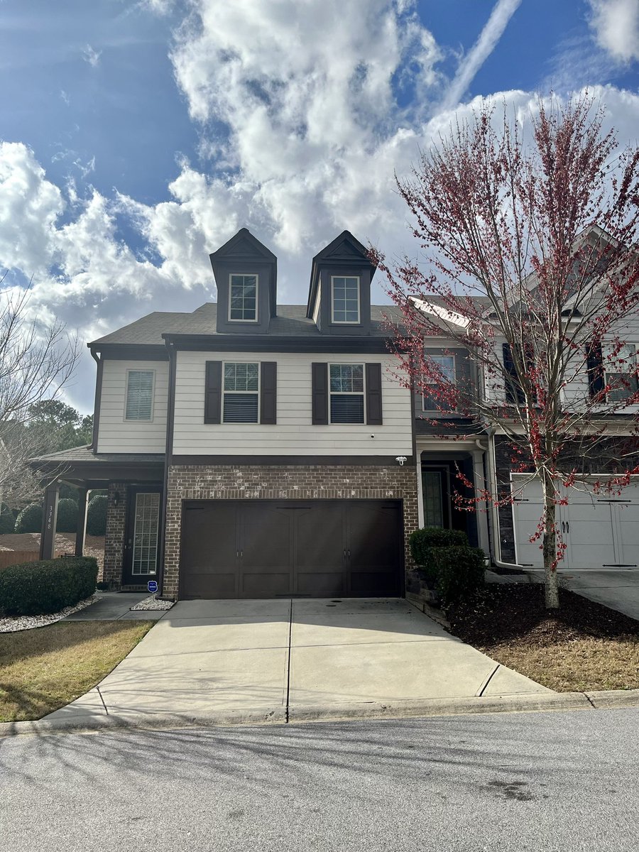 TariqJ_MB's tweet photo. Listing Coming Soon!

Who doesn’t love a Townhouse on the corner lot? All inquiries are welcomed!

Contact me or Direct Message me.

Tariq Jenkins®️
BHGRE Metro Brokers
404-513-1727
Tariq.jenkins@metrobrokers.com https://t.co/EBgMNHlRBl