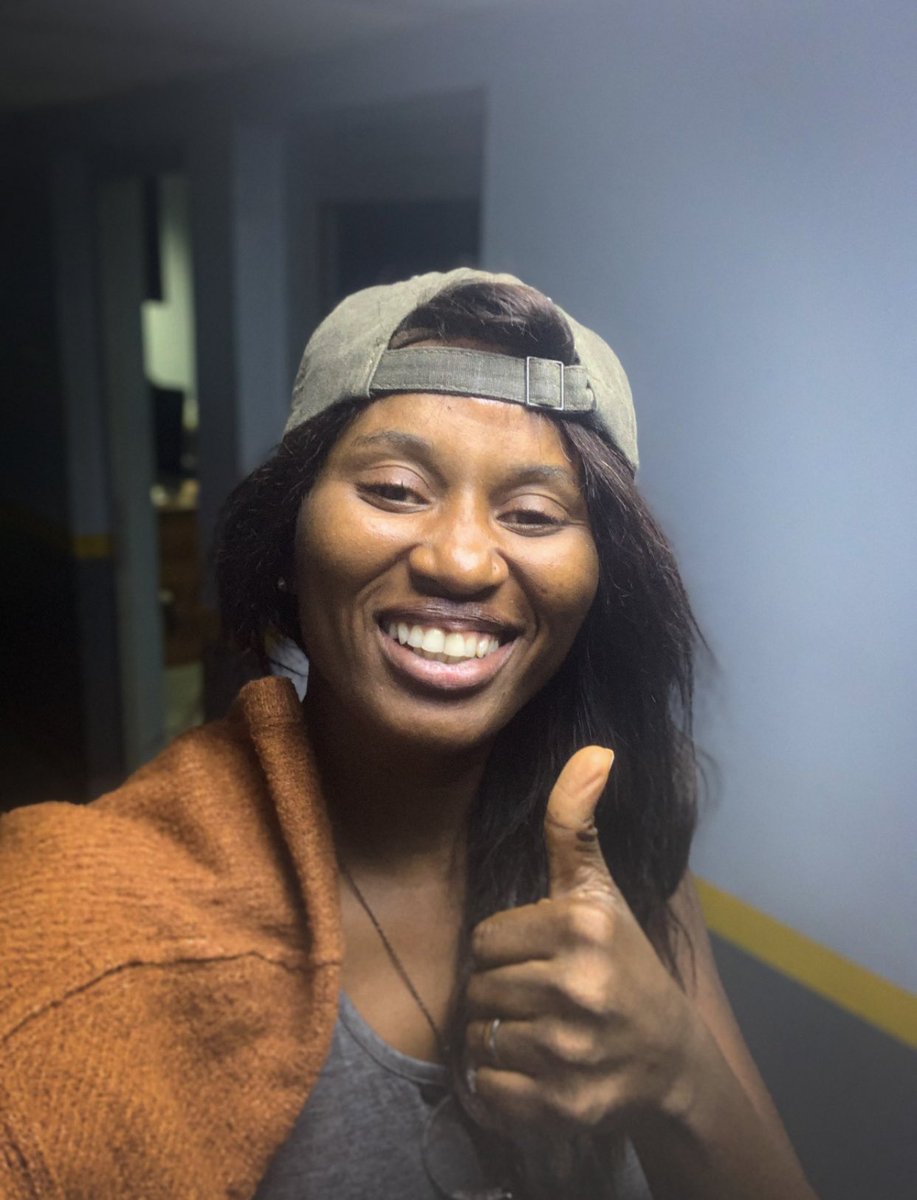 OfficialSuo's tweet image. Game On!
I go be your official #PidginCommentator on SS203 @DStvNg as @FulhamFC go face @BrentfordFC for GTech Community Stadium 🏟️9pm.

I no fit promise say dem go beat people like talking drum🪘for dis game but tune to pidgin audio  &amp;amp; I promise you a really good time.

#Kpoko🤎