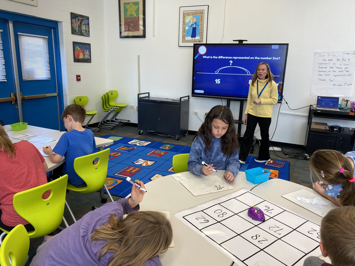 Great coteaching activity in the library! 2nd graders solved math equations, discussed which strategy they used, then coded to show the correct answer! Amazing collab between classroom teacher, ITS, and LMS! #vblms #vbits