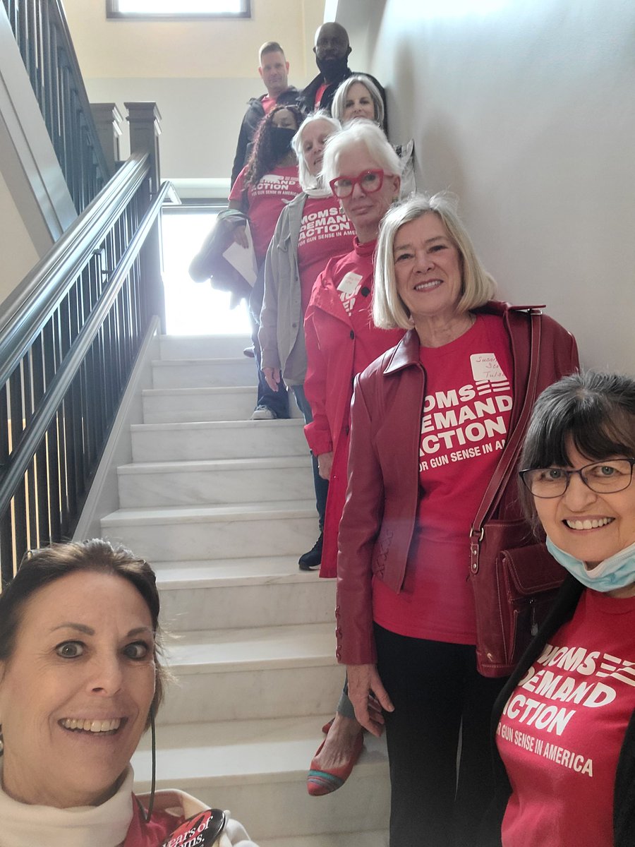 Big MOM energy today supporting Oklahoma Advocacy Day 2023.   @MomsDemand #MomsAreEverywhere