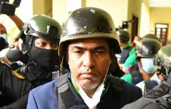 KarinaDelaOz's tweet photo. Descargan de responsabilidad penal a Luis Michel Dicent, ex-administrador de la Lotería Nacional, por "falta de elementos probatorios" en el caso de la llamada  #Operacion13 y dispone el cese de las medidas de coerción en su contra.

#LoteriaNacional https://t.co/VJQJ6p94Ez