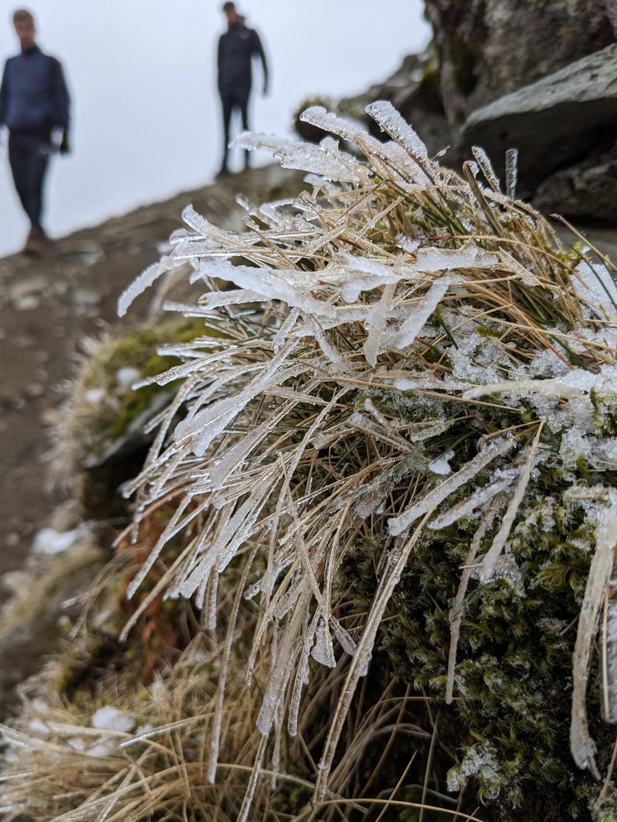Warren___Moore's tweet photo. Nice frosty walk up Snowdon this weekend, -7C at the top. https://t.co/VQLMKKQ4kS