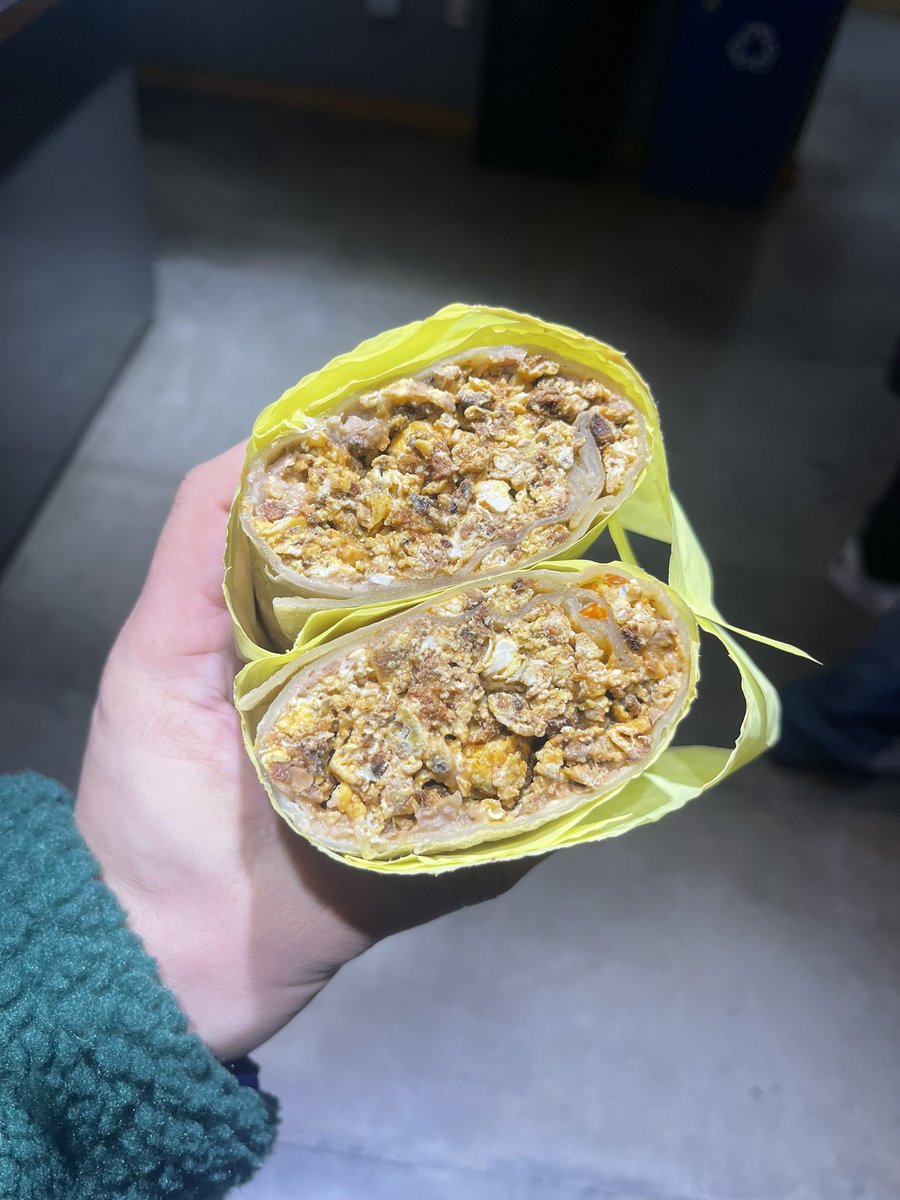 Ben Hundreds tweet media