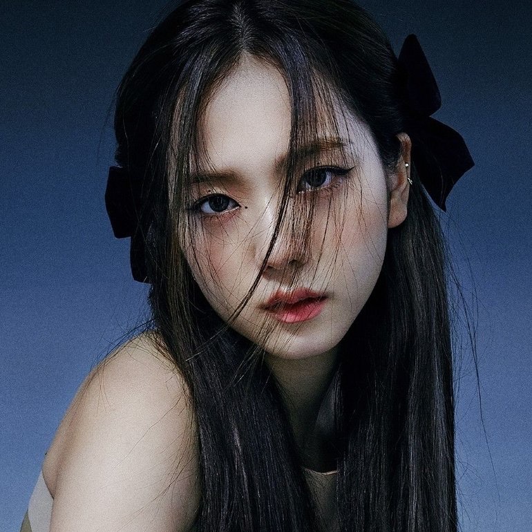 kchartsmaster's tweet photo. Confirmed/rumoured K-pop releases in March &amp; April:

TWICE 
KAI
NMIXX
JISOO
JIMIN
IVE
aespa
TAEYEON
Apink
LE SSERAFIM
Stray Kids https://t.co/fnnm8lOG0m