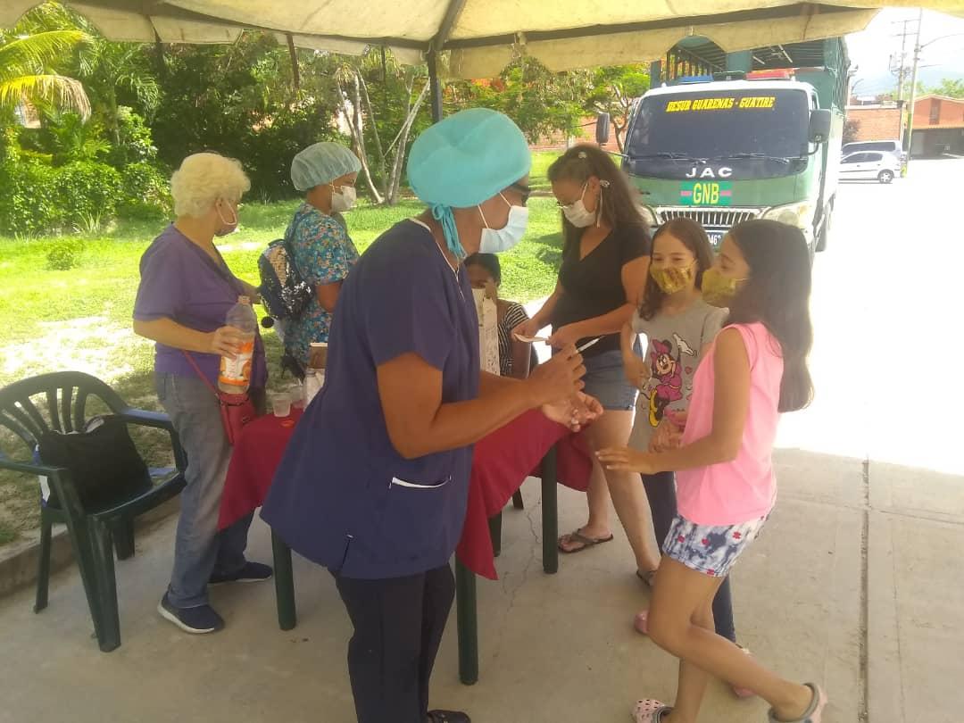 La Misión Barrio Adentro cuenta con mujeres comprometidas en cuerpo y alma con el pueblo venezolano.

¡Feliz día internacional de la mujer!
  
#MujeresEnRevolución 🇨🇺#CubaPorLaVida 💖 #MejorEsPosible 💖 

<a href="/cubacooperaven/">Brigada Médica Cubana en Venezuela</a> <a href="/FMC_Cuba/">FMC de Cuba</a> <a href="/TeresaBoue/">@SecGFMC</a>
