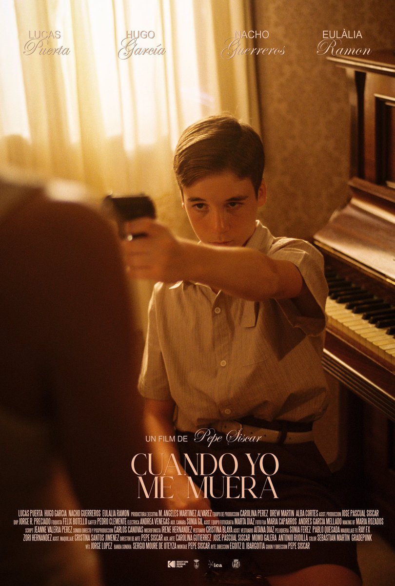 por fin aqui esta el cartel final de este proyecto en el q llevo tantisimo tiempo trabajando dioooos demasiadas emociones a la vez gracias a todos los q lo han hecho posible🥹💔
cuando yo me muera muy prontoo!!!