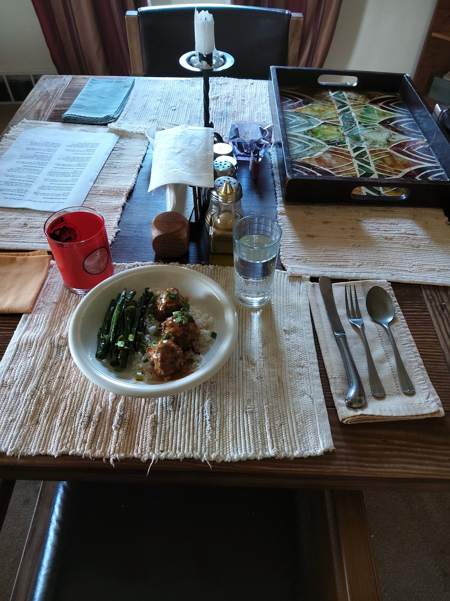 Today's midday meal: Firecracker Meatballs with roasted green beans and Jasmine rice 🍚 from <a href="/HelloFresh/">HelloFresh US</a> #hellofreshpics 😋