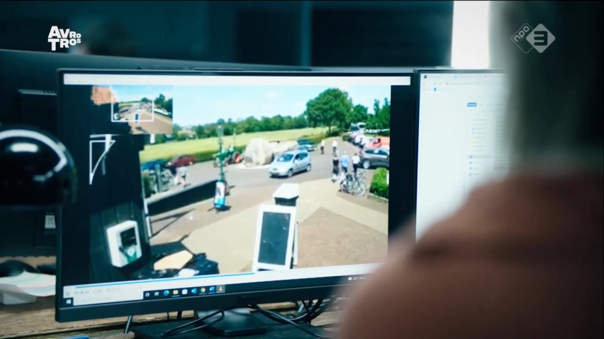 NIEUWS_ANKER's tweet image. de CCTV truc

goede beelden verfloezen #HuntedVIPS