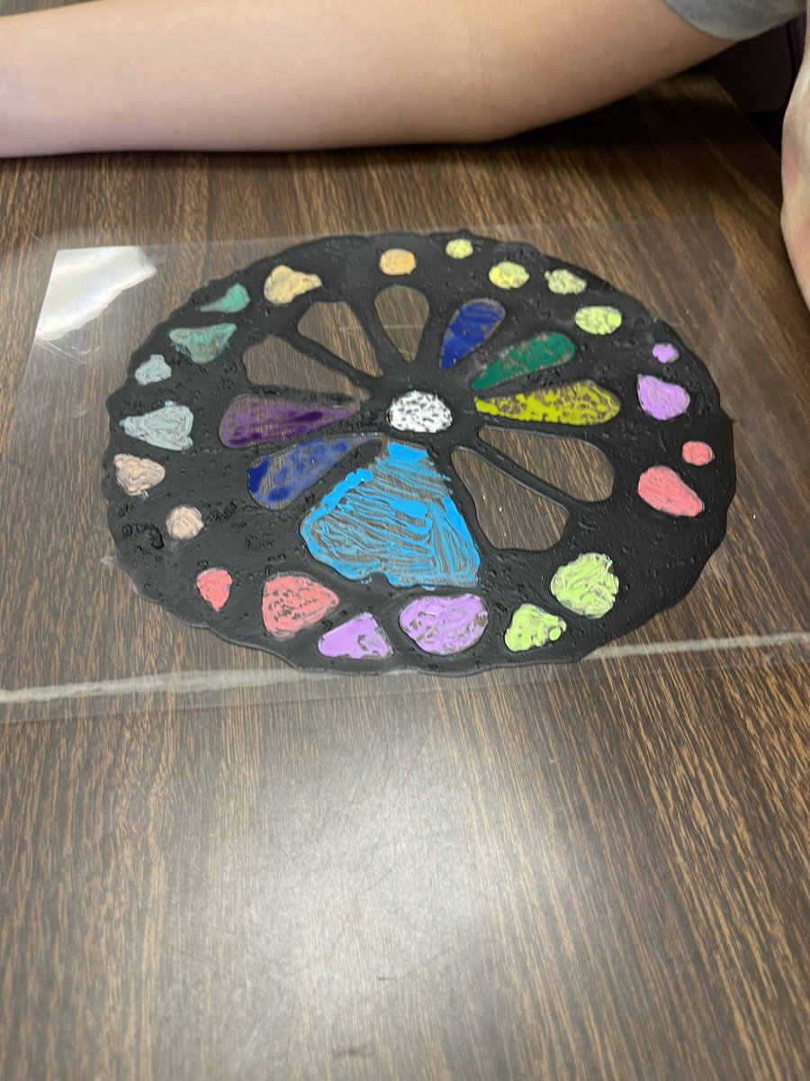 MsKincaid_Laura's tweet photo. Making our own Rose windows. Reusing old transparencies to make historical art. #GT #whyGT @NISDGTAA @NISDKnowlton https://t.co/OxM1N2qimD