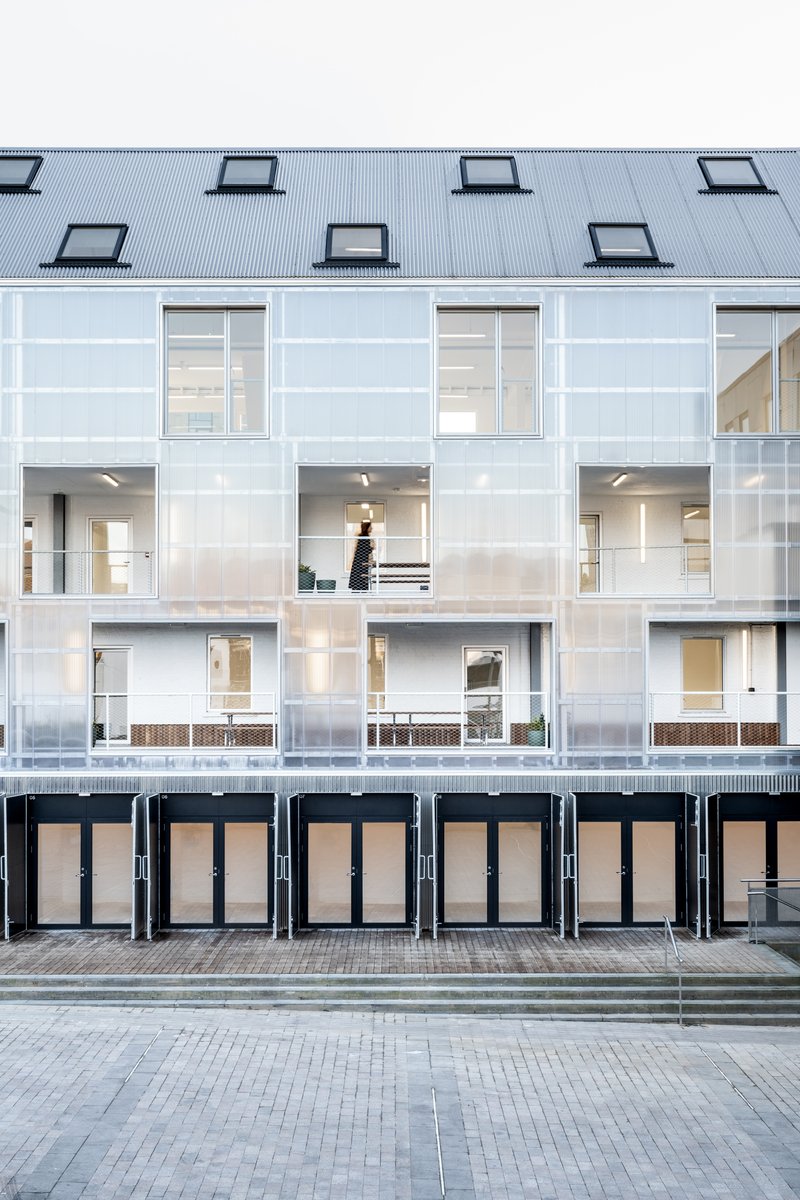 [Y/N] Studio's East London retrofit offers a fresh start for the Bradbury Works community hub 

arcnct.co/41OwNMA 

<a href="/YesNoStudio/">YNStudio</a> #LondonArchitecture 📸 French + Tye