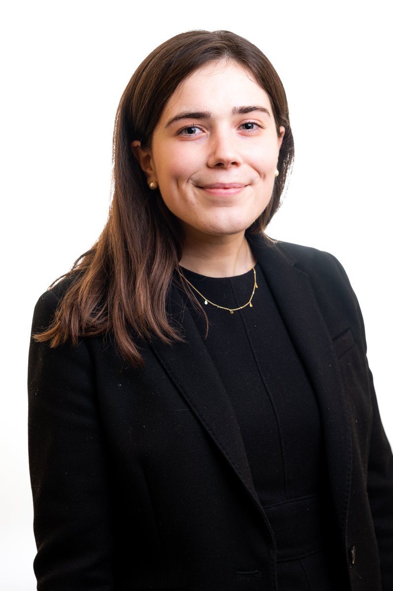 regencychambers's tweet image. Rebecca Clarke has now commenced her second six and accepts instructions on all matters. Rebecca has been supervised by Christopher Bramwell and is looking forward to her first appearance on her feet tomorrow.

#pupillage #familylaw #civillaw