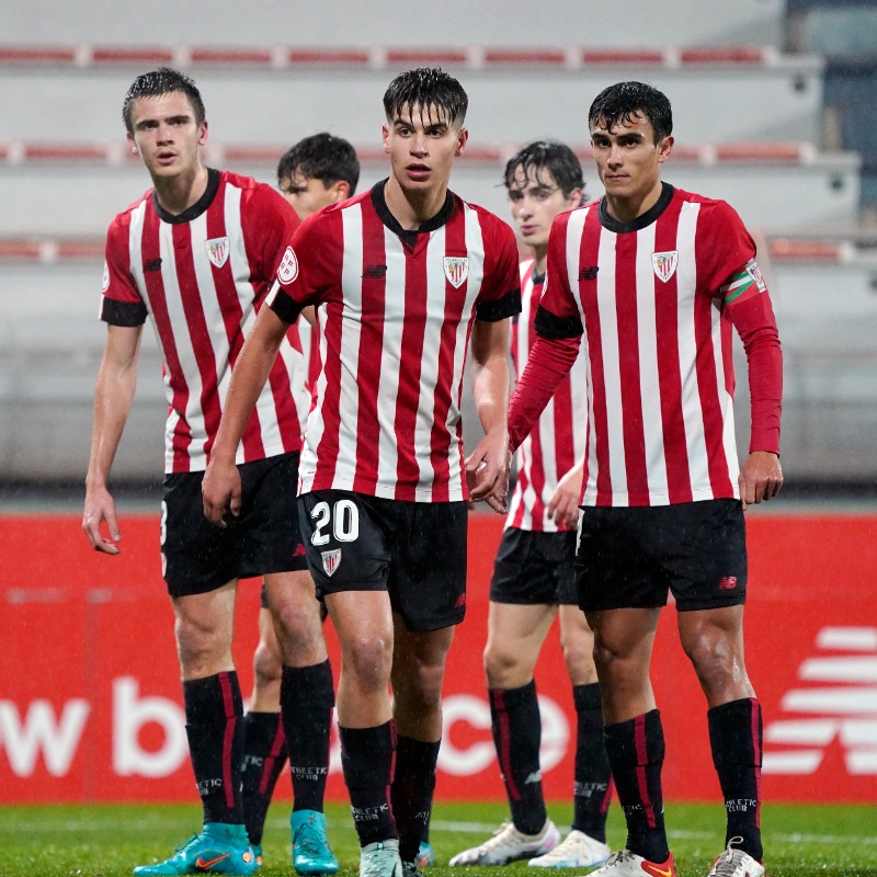 AthleticClub's tweet photo. 🔴 El #AthleticRealMadrid de la #CopadelReyJuvenil, en Youtube Athletic 🏆

Este miércoles, a partir de las 16:30 horas, sigue la semifinal en directo desde el Reino de León. 

#AthleticLezama 🦁