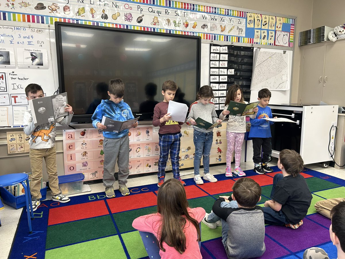 funinroom104's tweet photo. Readers Theatre! I am so proud of these fluent readers who brought these stories to life! https://t.co/uycCYUjQ8V