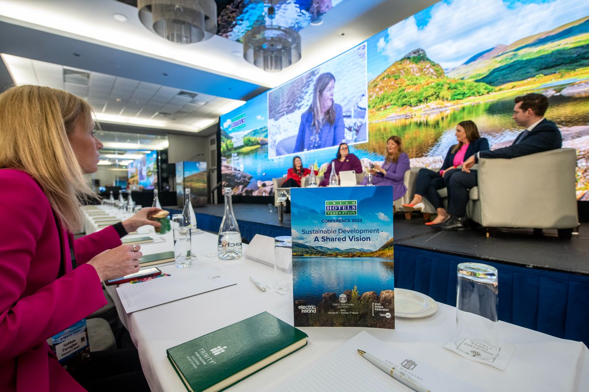Brilliant Workshop underway at #IHF2023 Conference - 'Ahead of the Game - Marketing &amp; Media Trends &amp; Tactics' 

🎙️Jean O’Connell, <a href="/OConnellMkting/">O'Connell Marketing</a>
🎙️<a href="/siobhangavigan/">Siobhan</a>, The Radio Room
🎙️<a href="/ceristane/">Christiane Foller</a>, <a href="/NetAffinity/">NetAffinity</a> 
🎙️<a href="/queenoforg/">Sharon Noonan</a>, Best Possible Taste Podcast
🎙️<a href="/mscottlennon/">Mark Scott-Lennon</a>, <a href="/FitzCastle/">Fitzpatrick Castle</a>