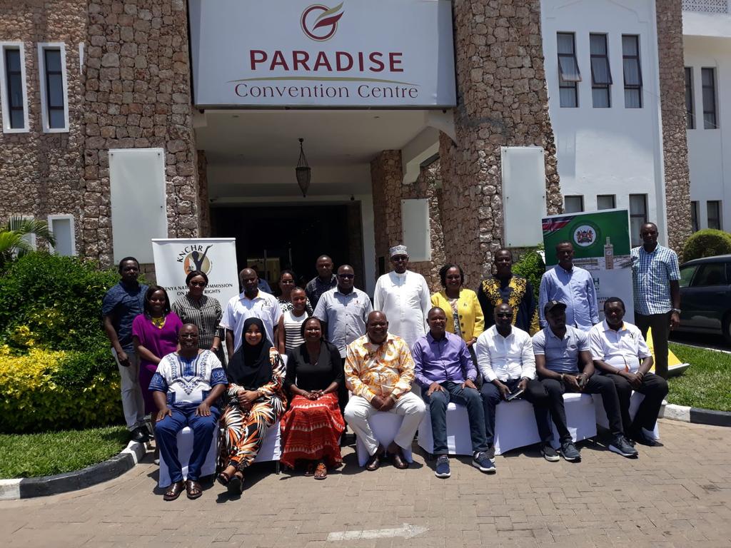 HakiKNCHR's tweet photo. The Chairperson and Members of the Parliamentary Committee on Justice &amp; Legal Affairs meet the Chairperson, Commissioners &amp; Secretariat of the Kenya National Commission on Human Rights @HakiKNCHR to discuss  policy frameworks and the enacted laws touching on human right, (THREAD) https://t.co/zbJquLYMyH