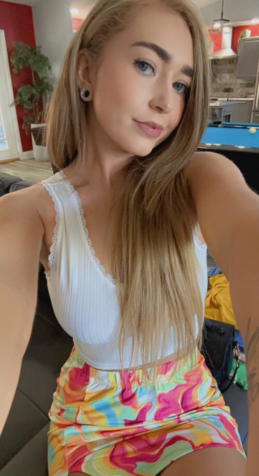 Don&rsquo;t miss my LIVE BG sex show tonight at 8:30pm pst at https://t.co/16gptk7HVi with @Conor_Coxxx  @PCamhouse<a href="/tag/newprofilepic"class="tags"><span>#newprofilepic</span></a>