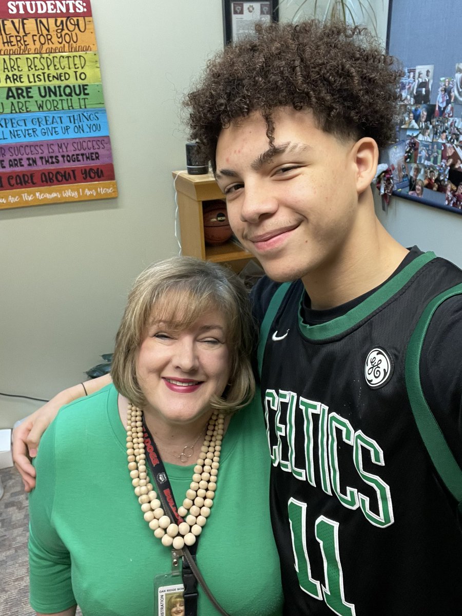 Stephanie Thompson tweet media