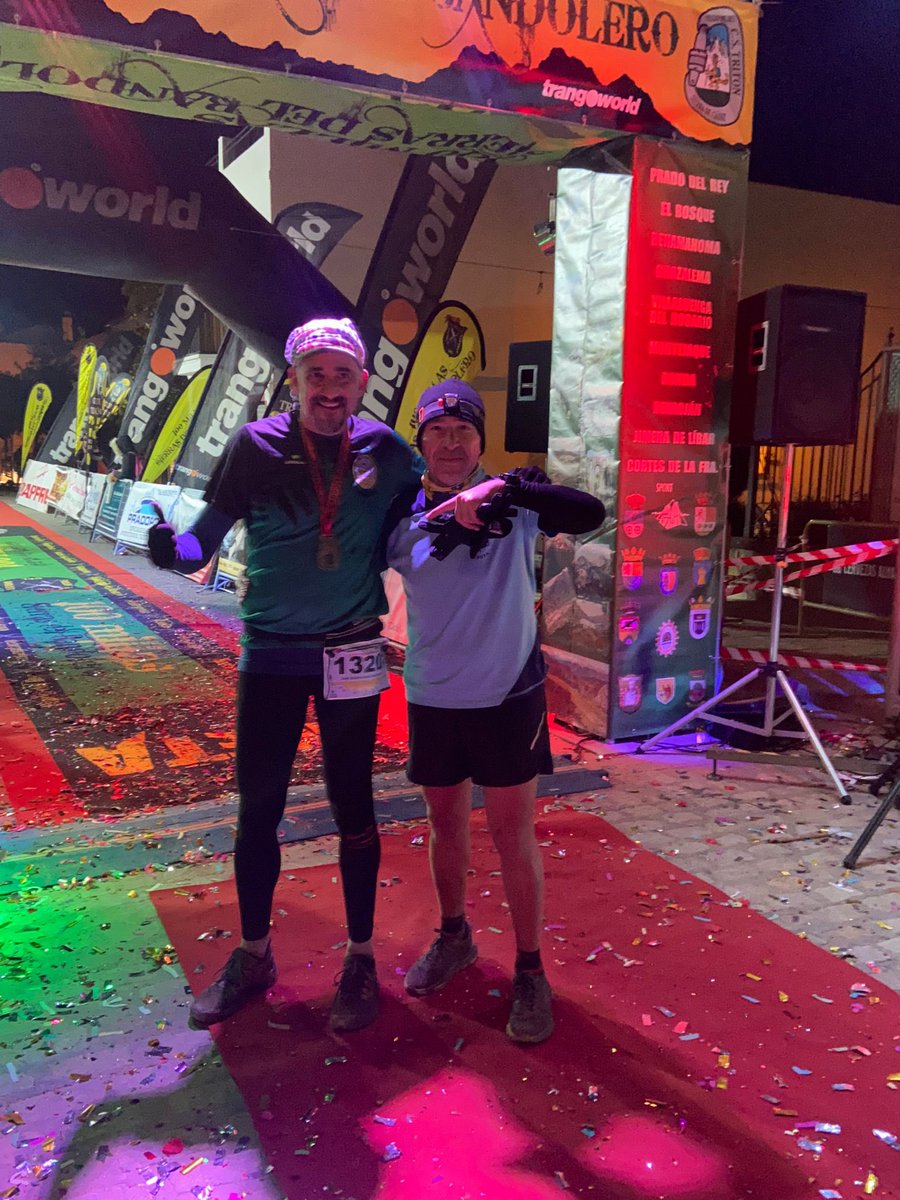 CatlDivina's tweet photo. Felicidad maxima!! Al ser todos finisher de @ultrabandoleros 81k.  
Grandes @lalyavilaruiz, Manoli Rivera y Juan jesus Rodríguez. 
A ver si encontráis una sola foto q salgan con mala cara 👏🏻👏🏻👏🏻💪🏽💪🏽💪🏽

@deportechiclana @Arodan21 @josemariaromang  @josevera_jv @chitoronda https://t.co/3ASmlxmQjT