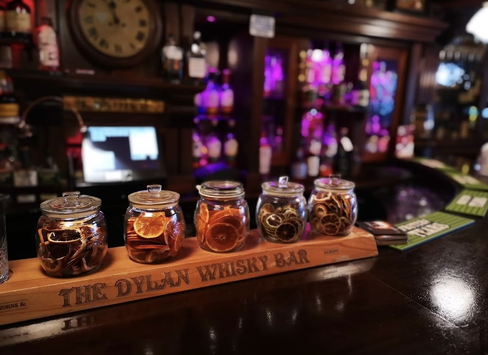 cocktails and other choice spirits.
The Dylan - an Irish Whiskey institution!
#Kilkenny. #IrishWhiskey #Irish #VisitKilkenny #Whiskey #IconsOfWhisky #Ireland #LoveKilkenny #KilkennyWhiskeyGuild