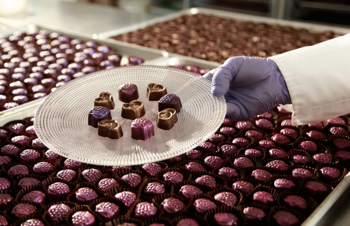 thechocolateprof (@thechoclateprof) on Twitter photo Rebecca Deurlein Shares How Wine Led to Chocolate for Holly Peterson of Flourish Chocolate. #thechocolateprofessor #chocolate #tea
Story by <a href="/rebeccadeurlein/">Rebecca Deurlein</a>
@flourishchocolate
@cacaobarryofficial
@guittardchocolate
thechocolateprofessor.com/blog/holly-pet… Rebecca Deurlein Shares How Wine Led to Chocolate for Holly Peterson of Flourish Chocolate. #thechocolateprofessor #chocolate #tea
Story by <a href="/rebeccadeurlein/">Rebecca Deurlein</a>
@flourishchocolate
@cacaobarryofficial
@guittardchocolate
thechocolateprofessor.com/blog/holly-pet…