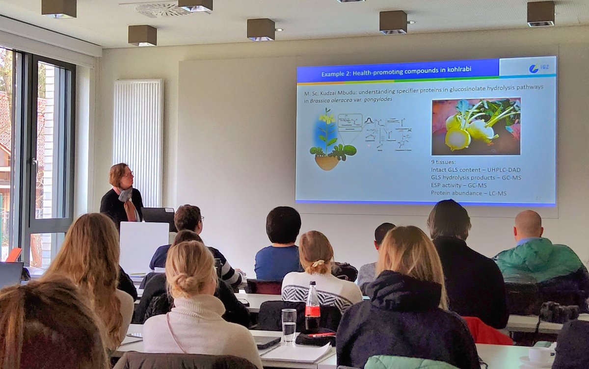 igz_leibniz's tweet image. Heute startete unsere 5-tägige #Springschool2023 "From #Omics to Systems Biology - Research for #Food, #Nutrition &amp;amp; #Health", mit spannenden Vorträgen, Diskussionen und interessanten Speaker*innen - gemeinsam organisiert mit @LeibnizLSB und @Leibniz_DIfE
🔗igzev.de/aktuelles/even…