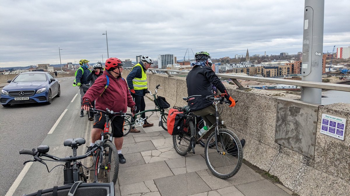 montysbikehub's tweet image. Great adult #socialride last week down to @sustrans #ncn23 Riverside park/board walk/ @SouthamptonFC then had a nice coffee in @cafe_thrive and back over the #itchenbridge. Was the first time many of our riders had ridden into town &amp;amp; over the bridge! They did great! #togetherfund