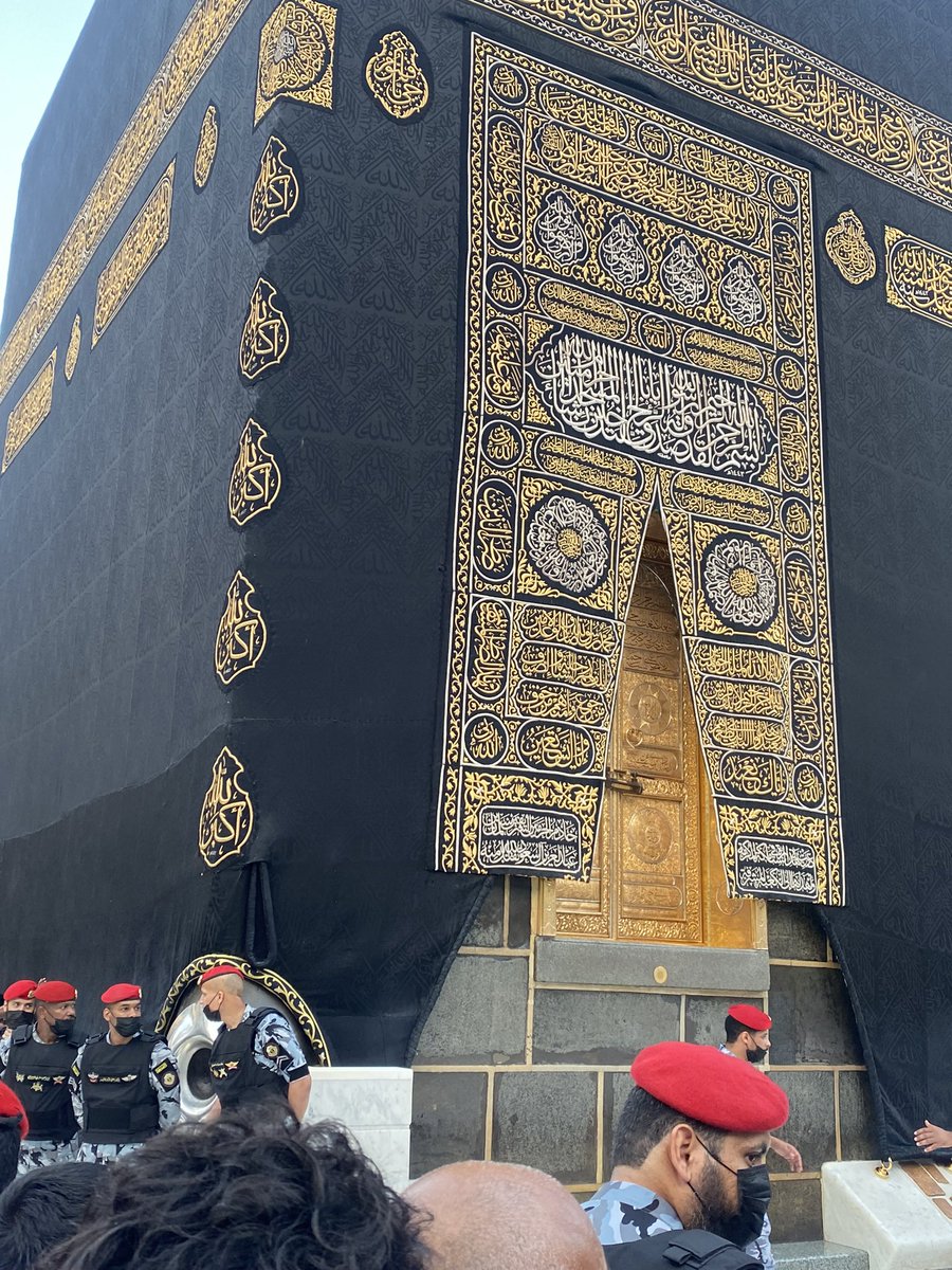 kHuseyn_SW's tweet photo. اللهم اجعل عمرتي مبرورةً، وسعيي مشكوراً، وذنبي مغفوراً، وعملي مقبولاً. https://t.co/AQp4UpTvV0