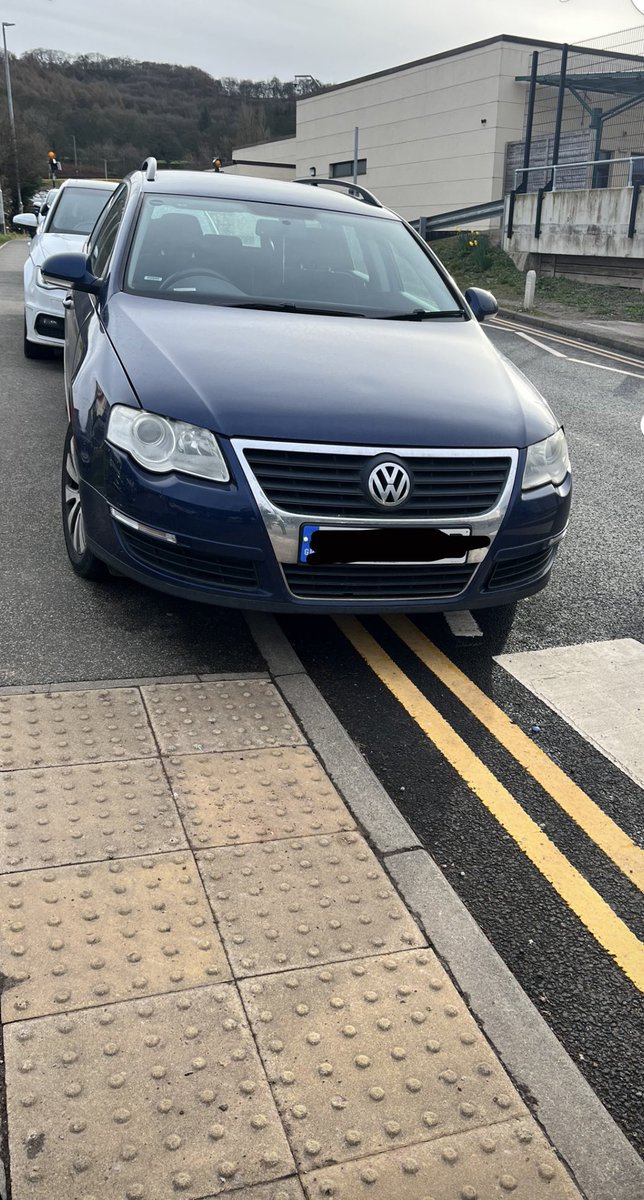 daisydooodles's tweet photo. @AiredaleNHSFT 1/2 do you have staff enforcing the yellow lines and basic road safety? The zebra crossings are parked on daily, children have been driven at whilst a car mounted the curb behind them. #airedalestaff #toolazytowalk #parksafely https://t.co/Ev2rtkcOgb