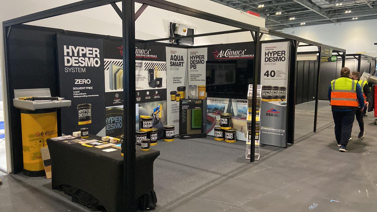 AlchimicaUk's tweet photo. Kelvin &amp; Rhys have been busy setting up our stand for Future Build this week!  

If you are in the London area, pop by to London Excel, stand D44 in the Building Section! 

We are here from 10am tomorrow…the show runs for 3 days! 

🙌🏼🧱🌟 https://t.co/fg4lntEMUz