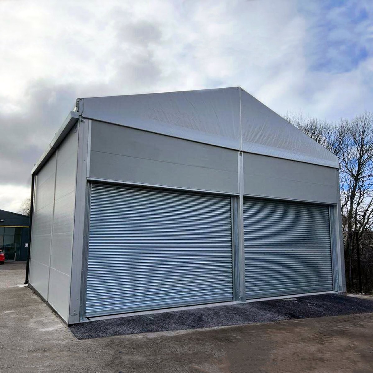 BuildingsWs's tweet photo. This 10m by 8m building was completed and handed over to the client in just two weeks from initial contact. 
With our own installation crews and a large range of materials in stock, we can have your new building fully installed in just a few days from order. 
#temporarybuildings https://t.co/zffKV6AZnK