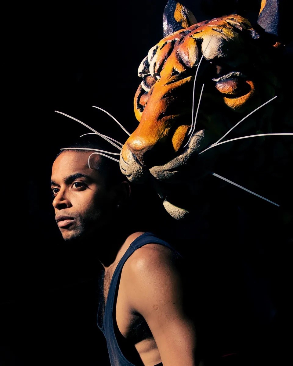 Prepare to believe the unbelievable as “Life of Pi” begins performances March 9th. This beautiful photo of our Pi, Hiran Abeysekera, is featured in this week’s New Yorker.

newyorker.com/magazine/2023/…