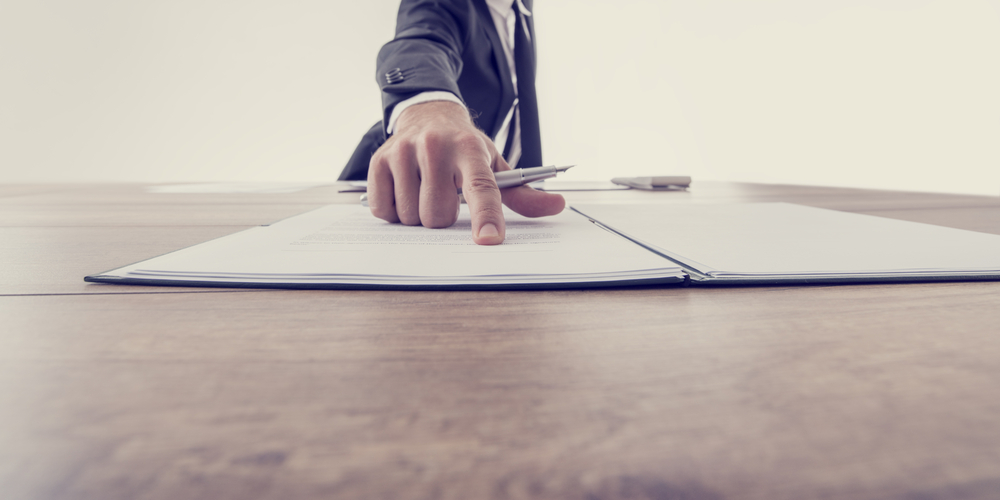 OMJBPC's tweet photo. What should you do when there is a contradiction between the Terms &amp; Conditions set forth by the buyer and those of the seller? 

Visit the link to see how the solution can vary, depending on the situation: https://t.co/QjbmBLiAXB

#TermsandContitions #BusinessLaw https://t.co/yEdhJBNtoZ