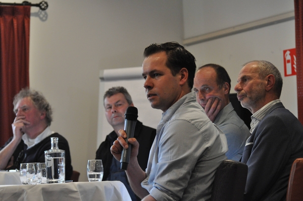 Met #vakmanschap samen de #stikstofcrisis aanpakken. 
Lees hier meer: 
vianatura.nl/biodiversiteit…

<a href="/provgelderland/">Provincie Gelderland</a>
<a href="/ZLTORvNijmegen/">ZLTO RijkvanNijmegen</a>
<a href="/DeltaplanBio/">Deltaplan Biodiversiteitsherstel</a>
<a href="/bergendalgem/">Gemeente Berg en Dal</a>
@RadboudHL
<a href="/VNC_Landschap/">Vereniging Nederlands Cultuurlandschap</a>