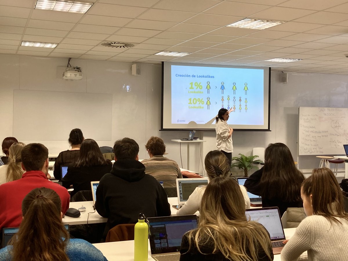 MU Marketing Digital tweet media