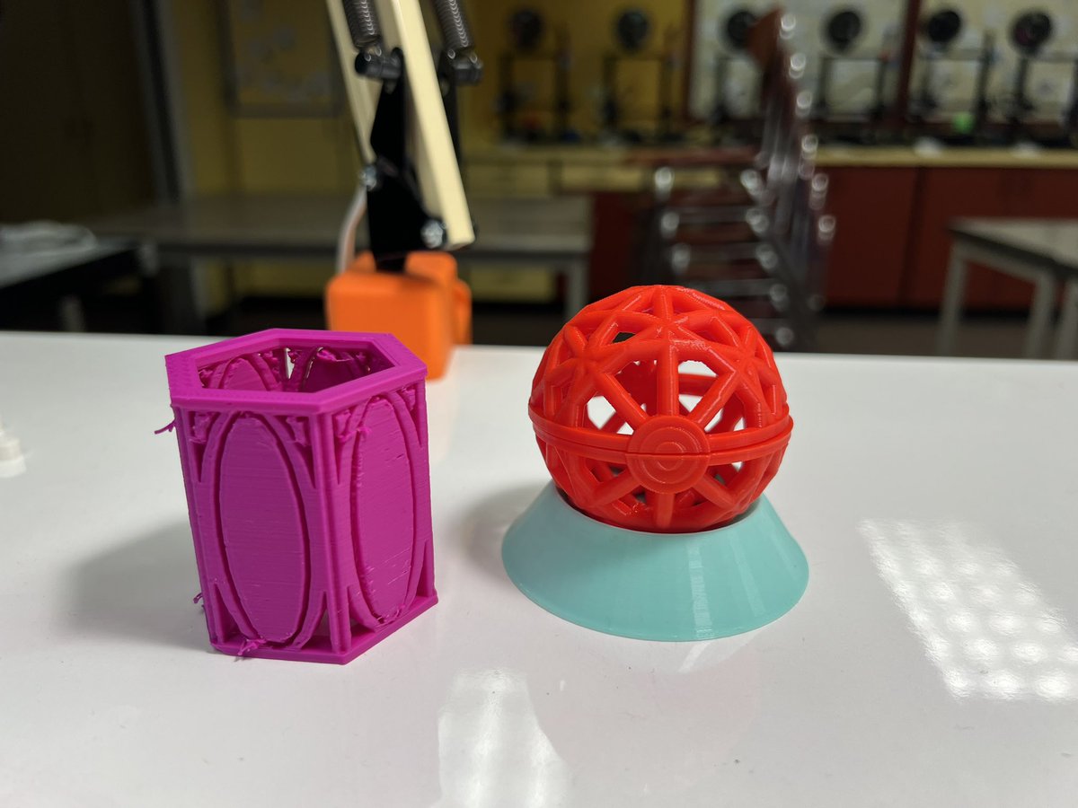 bushr1's tweet image. Our first two @tinkercad #Codeblocks baskets inspired by @morrill_rob 

#MakerEd #3Dprinting #coding #KidMadeThings #CreativeComputing #csforall