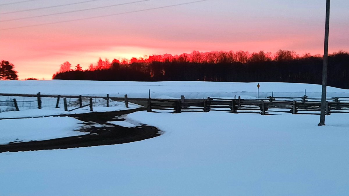 Little late with this, classifier was here at 9. Short glimpse of radiant skies early in the morning. Makes getting up to milk the cows more enjoyable.