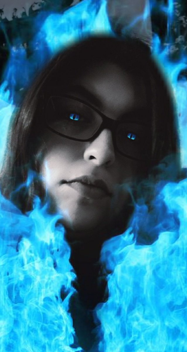 MissKaliCrow's tweet photo. Without taking new photos, post some of you as a:

1) Romanceable NPC
2) Quest Giver NPC
3) The Final Boss of a game https://t.co/xUdV5U2lAH