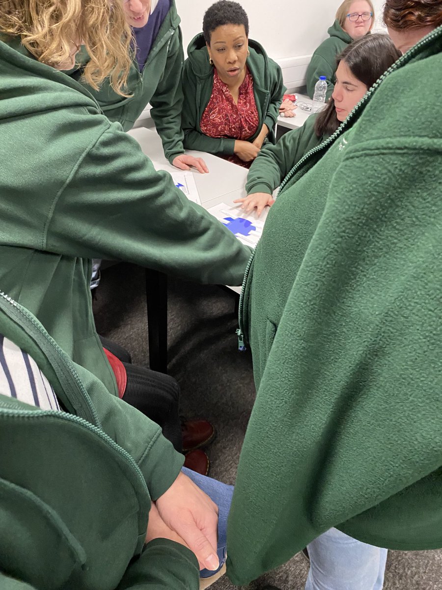 scroberts63 (@sallysroberts) on Twitter photo Busy day today for USW OT. Thank you Laura for making the A&P of the hand and the impact of ageing on it, interactive this morning. Busy this afternoon playing the pizza game to illustrate thematic analysis <a href="/USWHealthcare/">USW Healthcare</a> <a href="/usw_flse/">USW Life Sciences & Education</a> #weareot Busy day today for USW OT. Thank you Laura for making the A&P of the hand and the impact of ageing on it, interactive this morning. Busy this afternoon playing the pizza game to illustrate thematic analysis <a href="/USWHealthcare/">USW Healthcare</a> <a href="/usw_flse/">USW Life Sciences & Education</a> #weareot