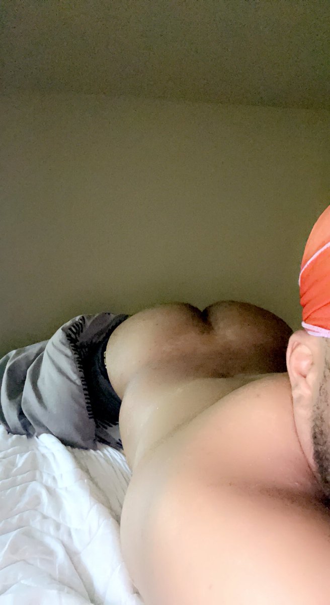 ya boa got some cakes too. 🍑🥵