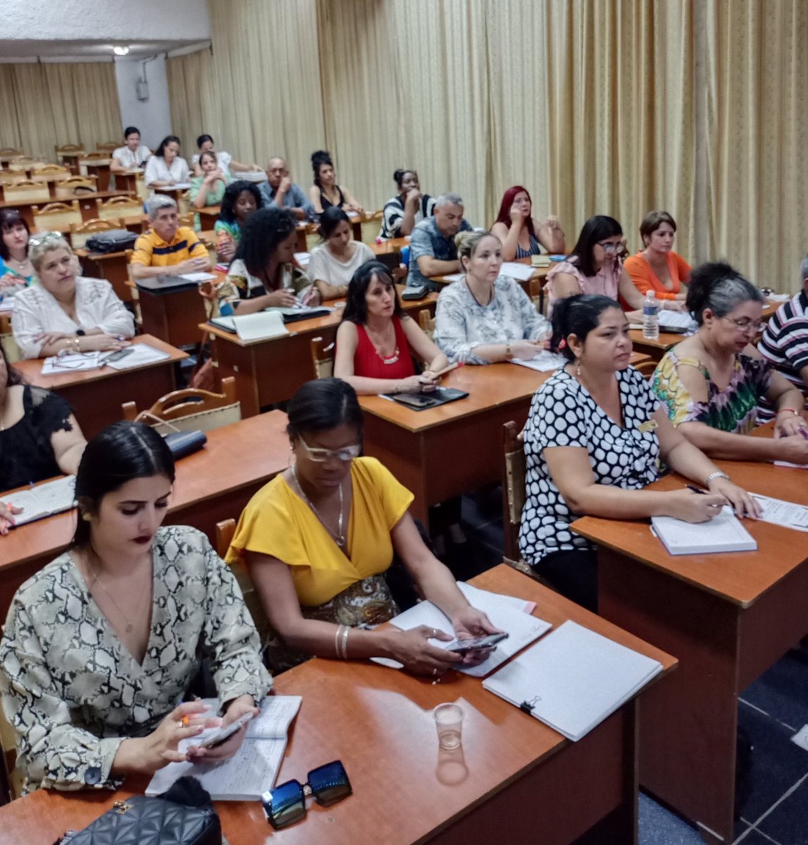 🔔Se desarrolla en #Camagüey, Balance Anual del trabajo del año 2022 y las proyecciones para el 2023 de la <a href="/OnatCamaguey/">ONAT Camaguey</a>. Presidido por <a href="/BelkPino/">Belkis Pino Hdez</a>  Vice Jefa de la <a href="/OnatdeCuba/">ONAT de Cuba</a>.
👉Potenciar los ingresos y reducir el déficit fiscal es tema fundamental en el debate.
#FinanzasyPrecios