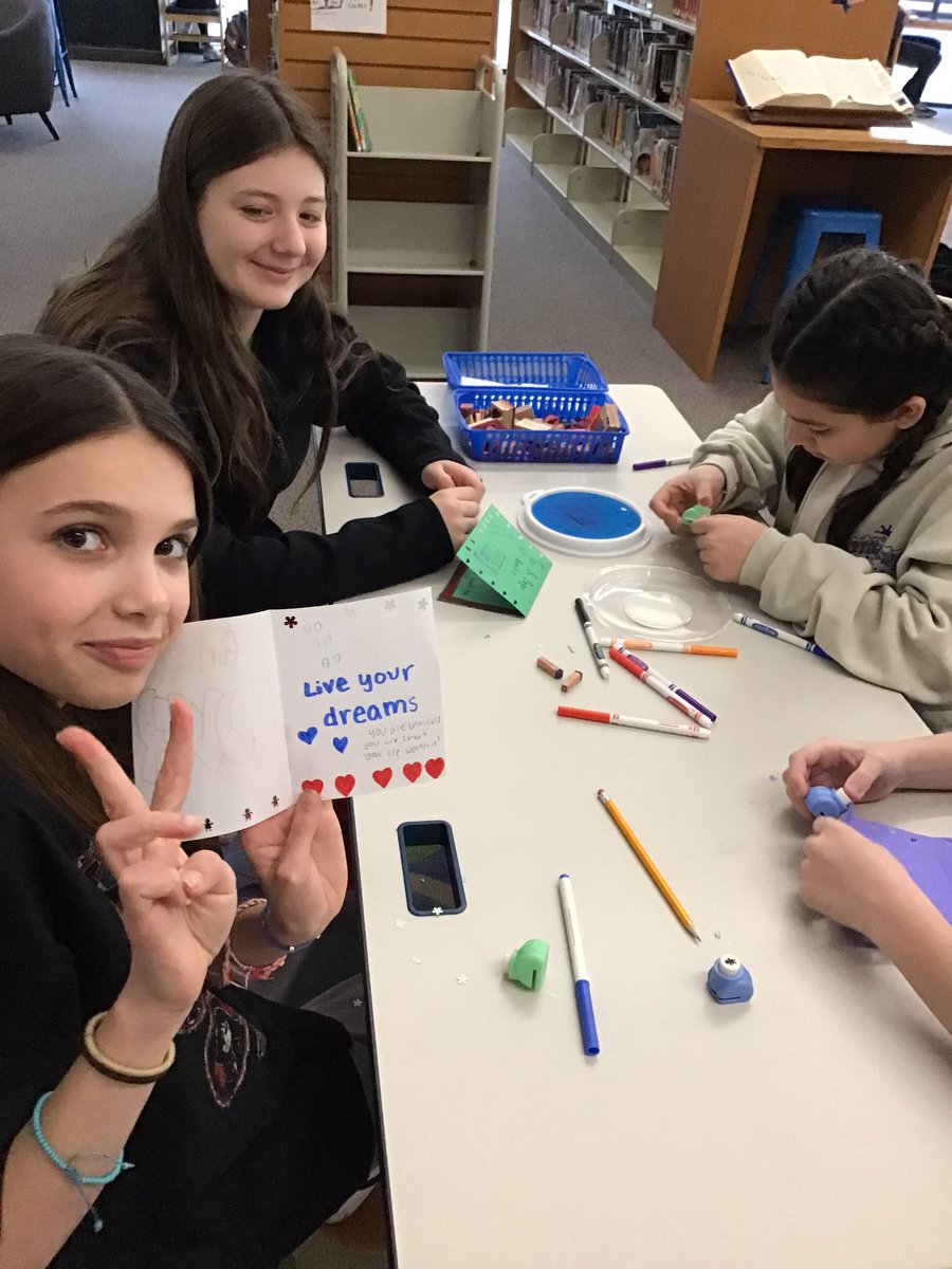 #WomenHistoryMonth in the Julian Library this year is DIY: read, make a card for an extraordinary woman you know, matching, and guess the name of the extraordinary woman. Work together, alone, go in any order, but do it all!  #oakpark97 #libraries97 <a href="/OakPark97/">Oak Park District 97</a>