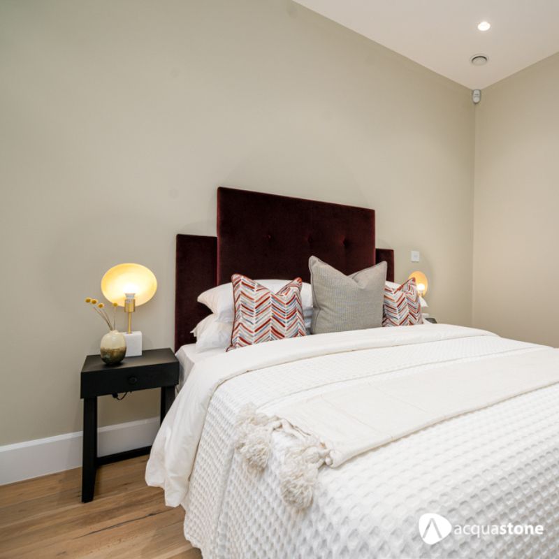 acquastone's tweet photo. Step inside this stunning luxury cottage situated in London.#interiordesign #homedecor #decor #designer #realestate #homedecoration #homeinspo #interiorinspo #interiordecorating #interiorinspiration #interiordesignideas #london #londoncity #luxury #luxuryrealestate https://t.co/ftCopxpP7k