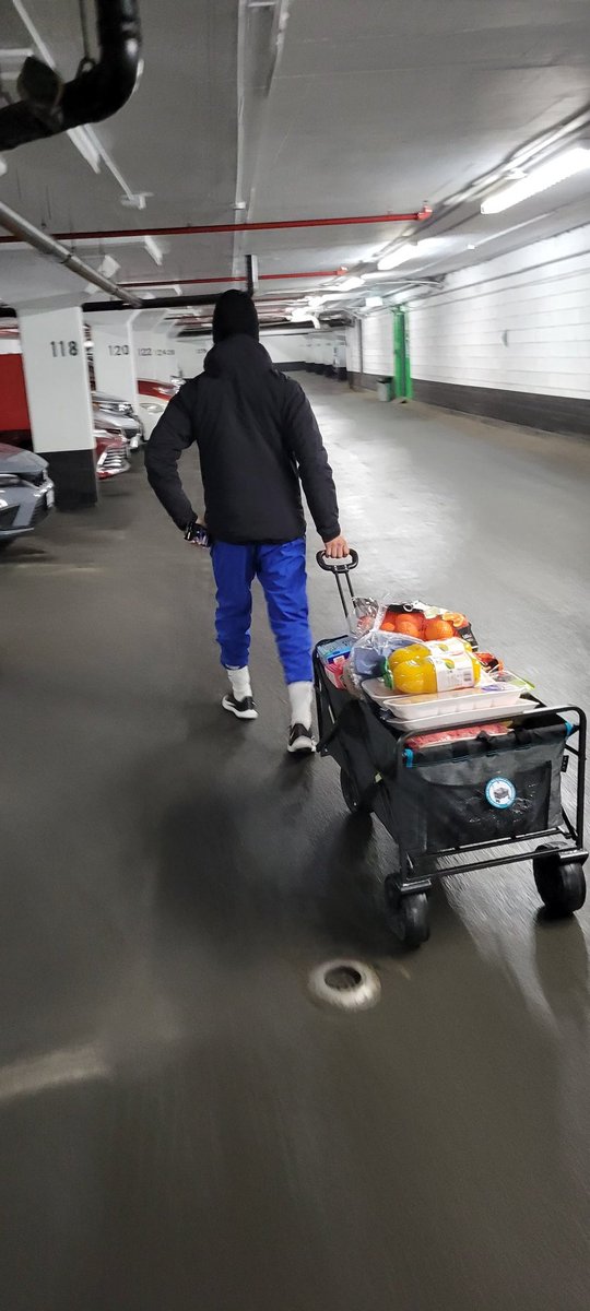 WeistcheBrenda's tweet photo. Grocery shopping with the college dude 😎 https://t.co/HI766QaPLk