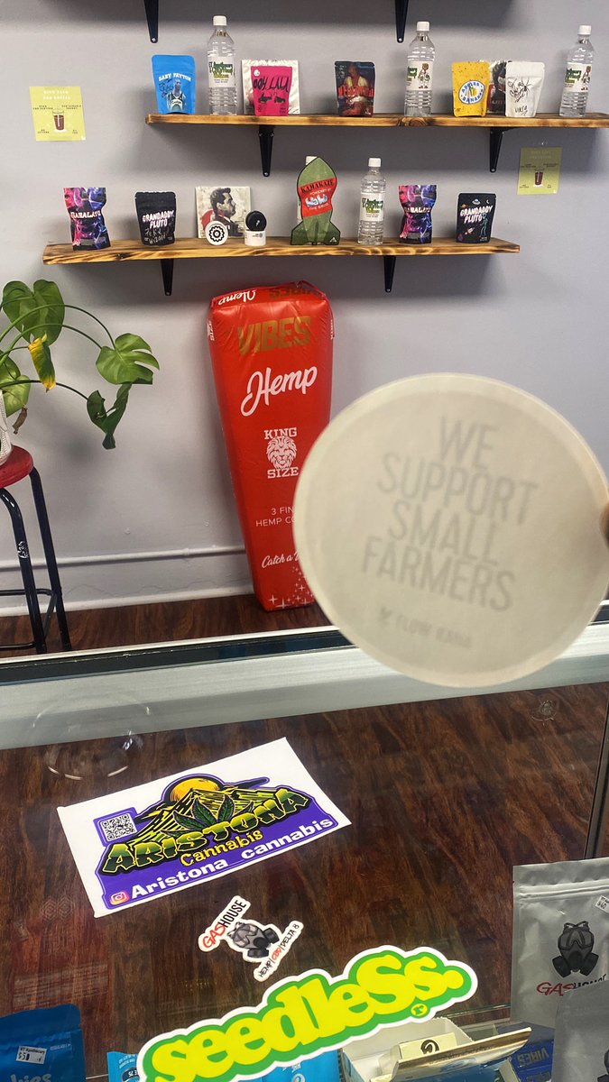 ETApothecaryLNK's tweet image. *NEW* stickers going up ! #Stickerwall #stickers #ETApothecaryLNK #LNK 

MARCH MADNESS