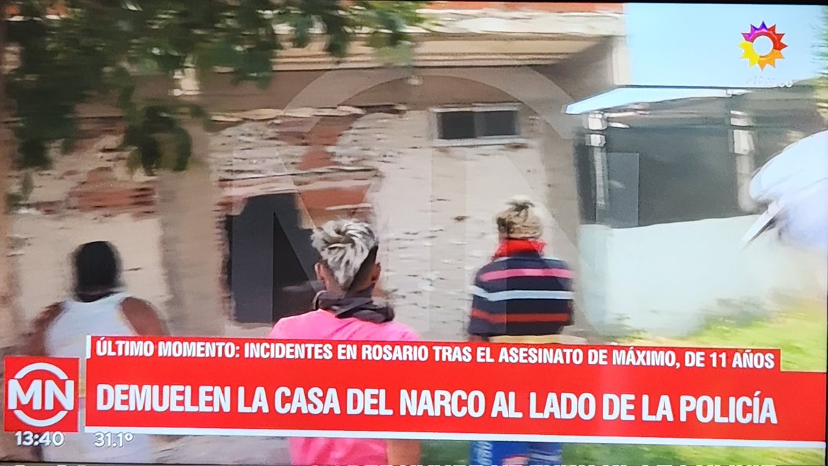 Cuando el Estado no existe, existen las "puebladas" que pretenden hacer justicia, cansados de la desprotección. Los funcionarios de Rosario, de la Prov. de Santa Fe y todo el Gobierno Nacional son los responsables de esta situación.