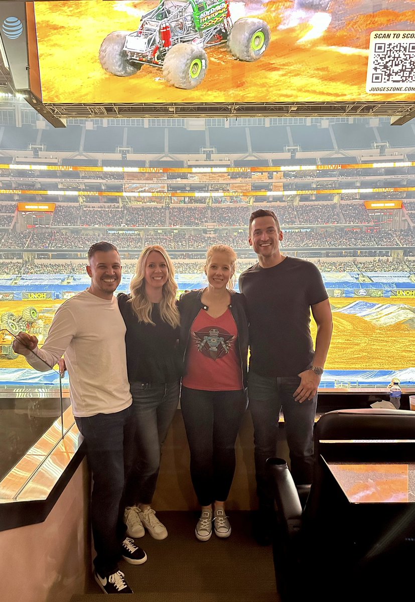 Connor O. Roe tweet media